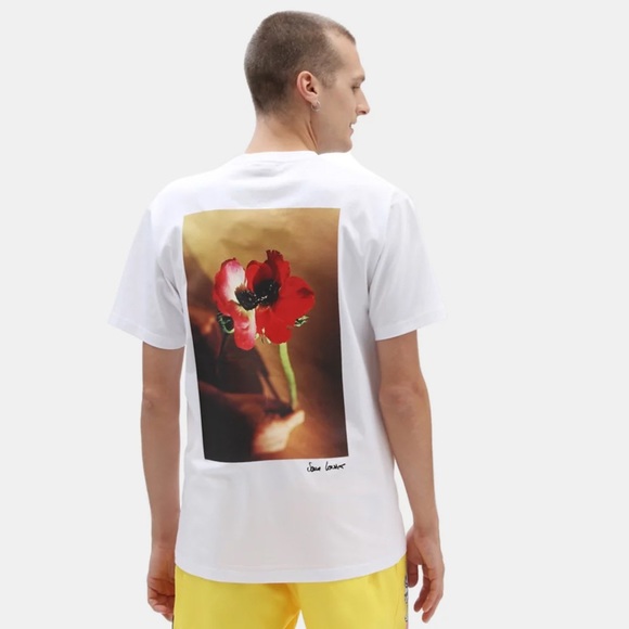 VANS Pride Otw Gallery SS II Sara Lorusso White T-Shirt NWT sz M - Picture 6 of 6